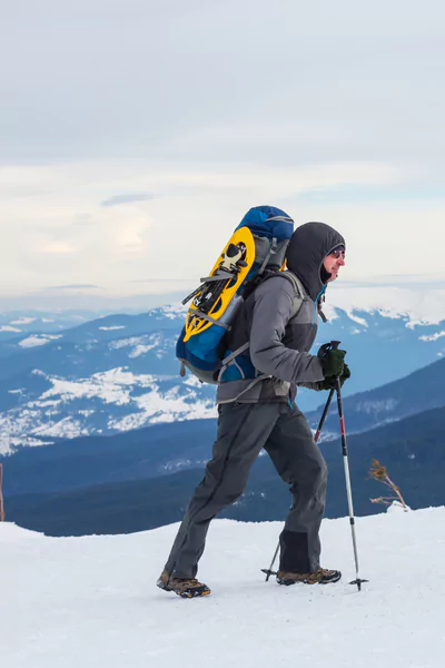 hiking-baggan-68333803934e9